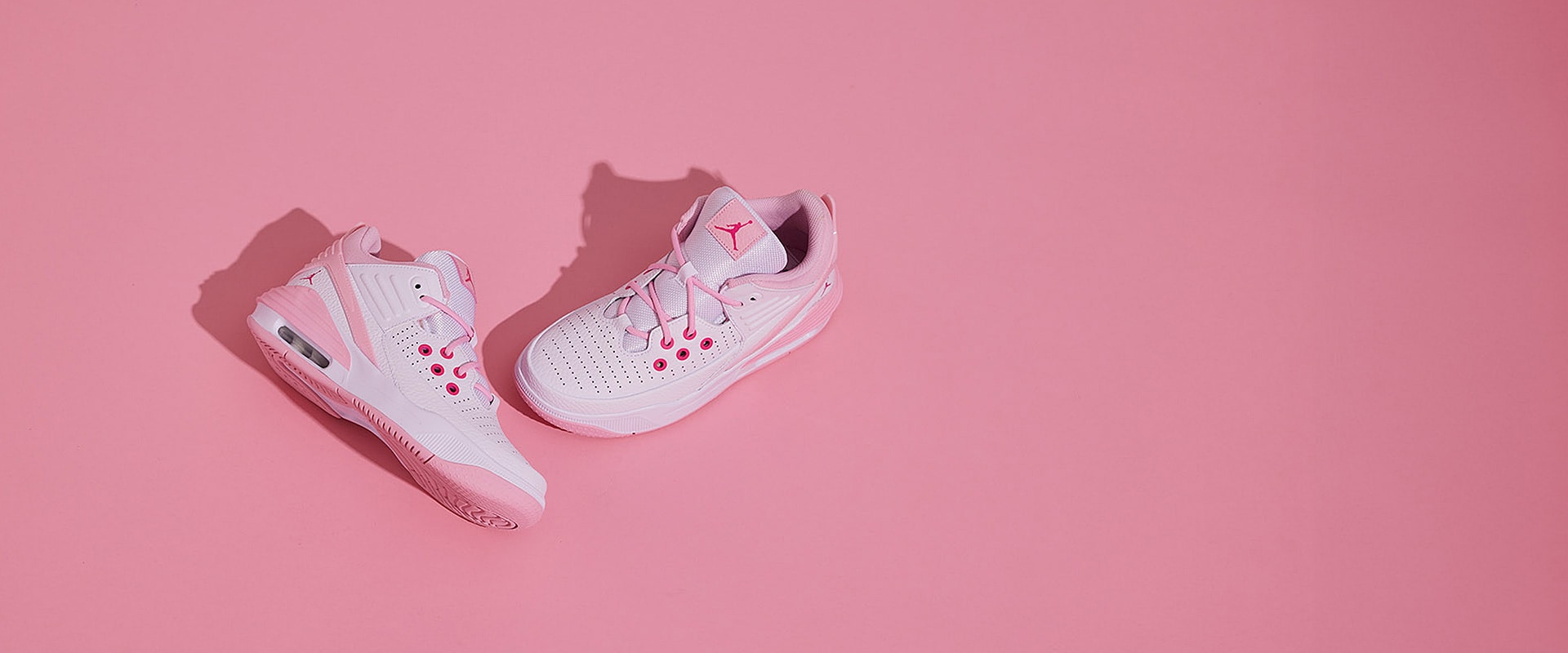 Jordan Max Aura Older Kids (GS) White/Med Soft Pink/Fierce
