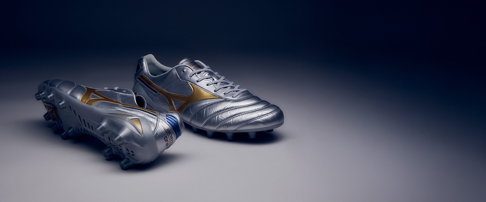 Mizuno Morelia Neo2 ゴールド 26センチ Mizuno Morelia Neo2 ゴールド 26センチ Mizuno Morelia Neo2