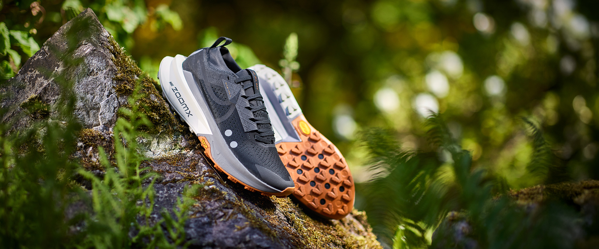 Nike ZoomX Zegama Trail 2 - Off Noir/Black/Monarch/Pale  display picture 2