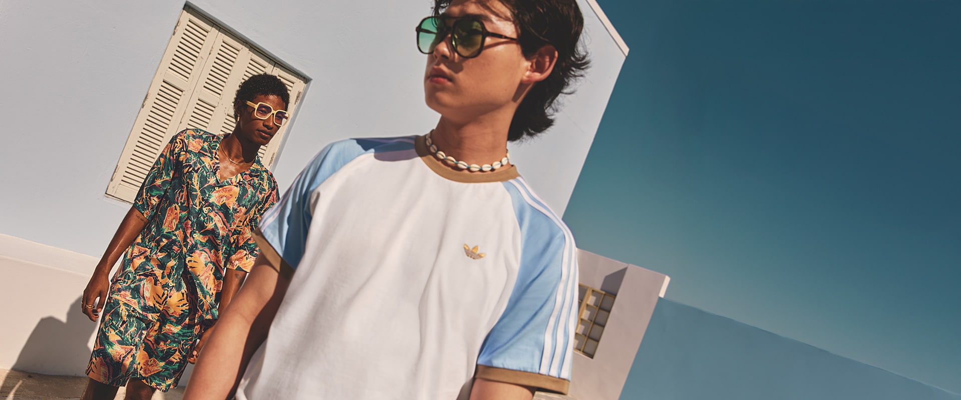 ◆adidas◆ Cali Tea White Clear Sky KC4960 adidas Original Cali 3 Stripes Mens Short Sleeve Shirt White
