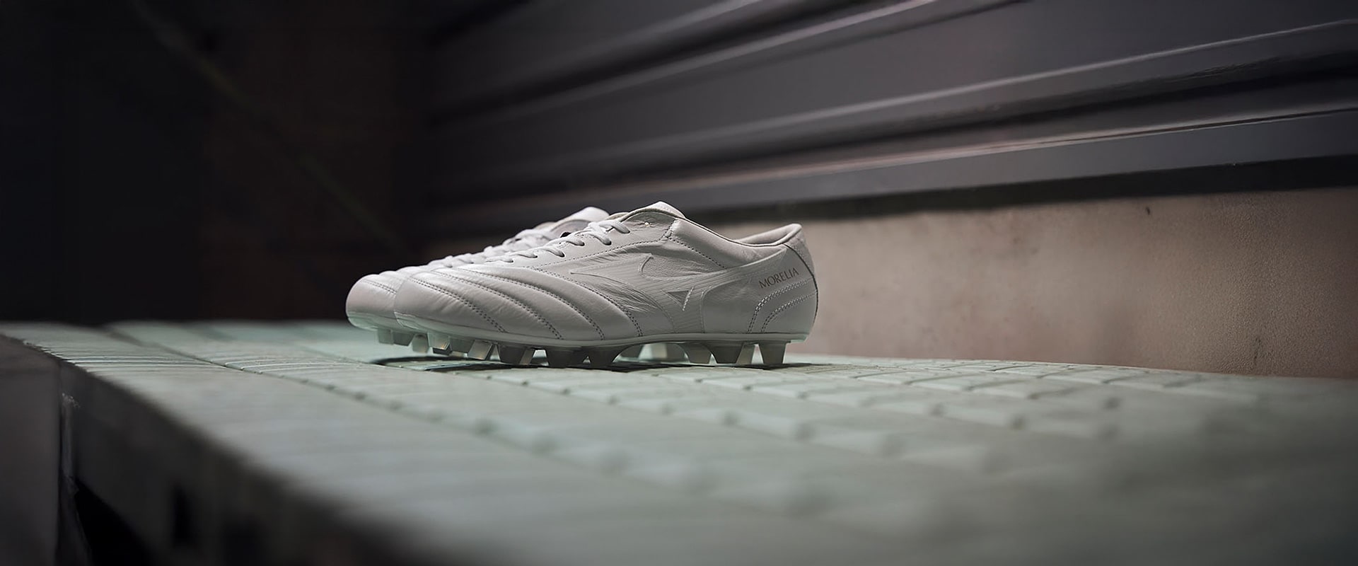 Mizuno Morelia ホワイトレザーシューズ Mizuno Morelia II UL Made in Japan Firm Ground - White/White