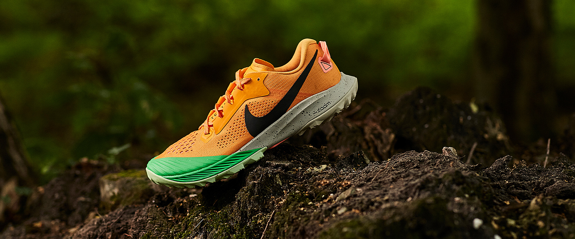Nike Air Zoom Terra Kiger 6 - Kumquat/Black-Atomic Pink  display picture 3