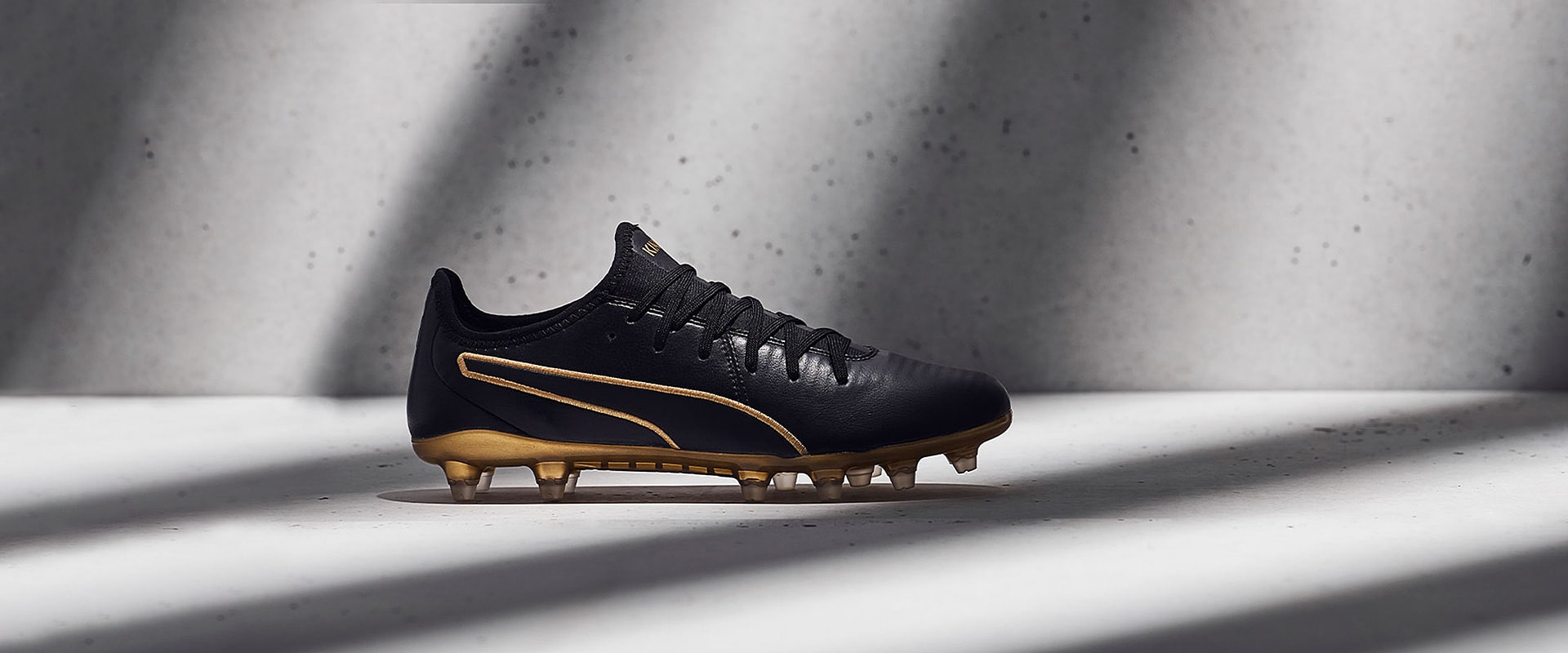 Puma King Pro FG - Black/Gold - Firm Ground - Mens Soccer