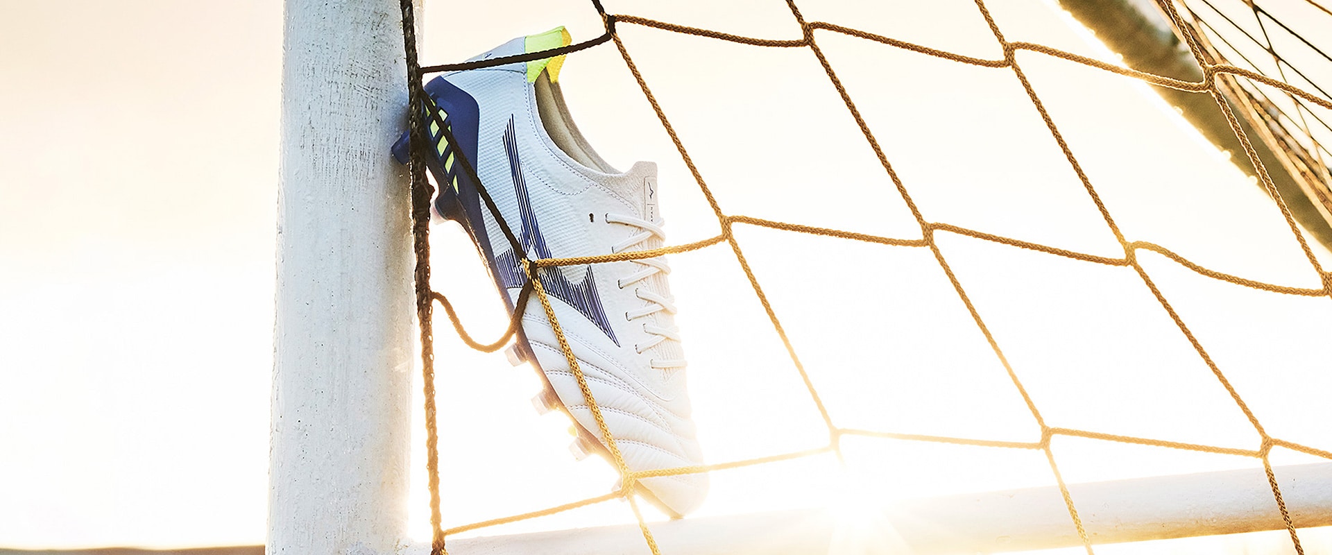 Mizuno Morelia Neo III ß Japan FG - Ice Melt/Star Sapphire