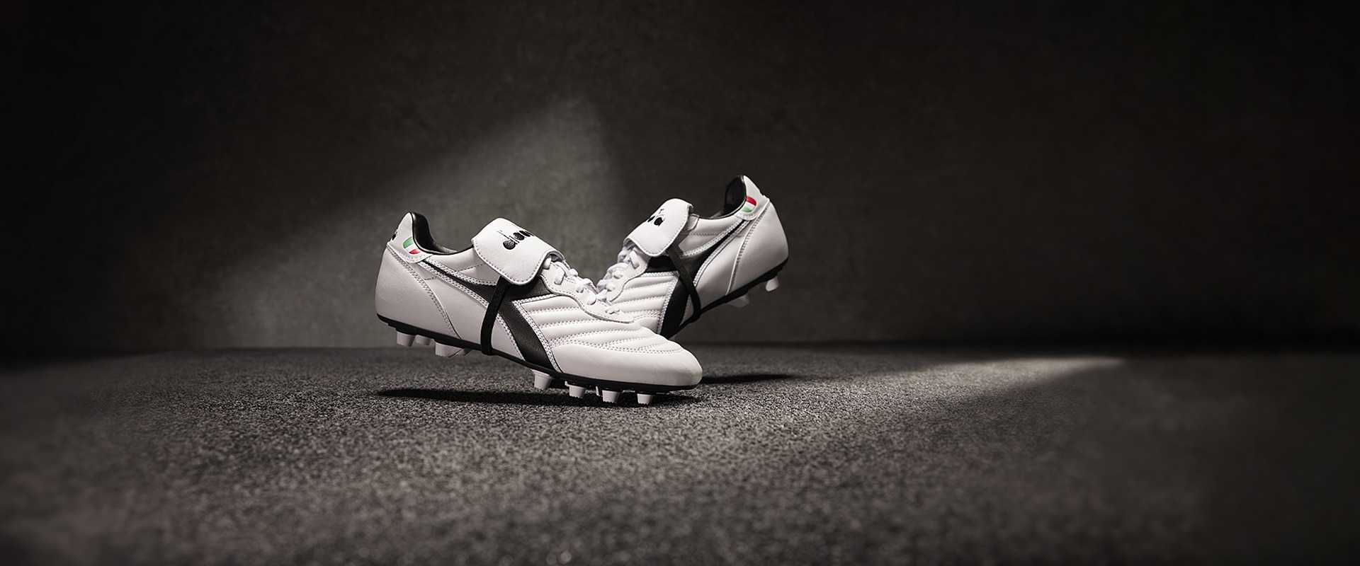 Diadora Brasil Elite 2 Tech ITA LPX FG Size 8 Mens White