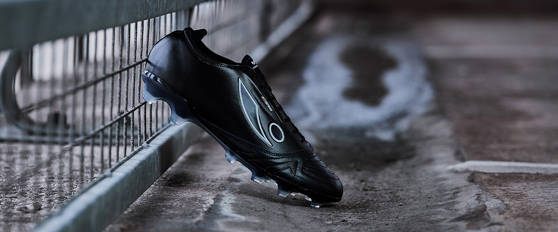 Concave Halo+ VPS FG - Black/White/Gold - Mens Boots |