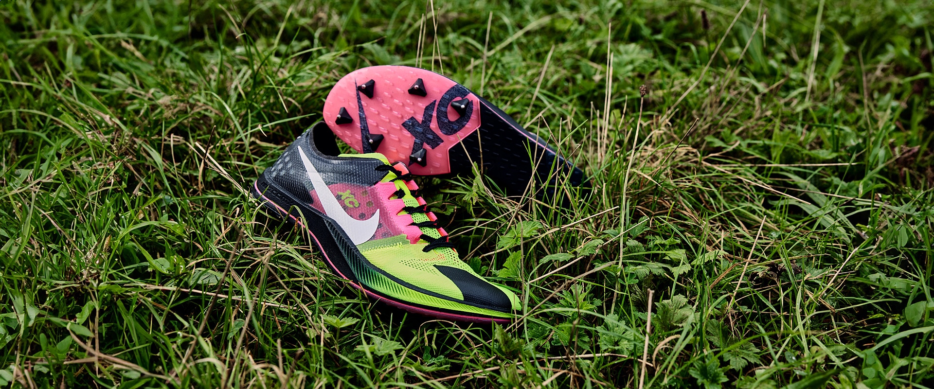 NIKE Vapor Carbon“ピンクリボン“XLサイズ 新品・未使用 Nike Women's Air Max Plus 