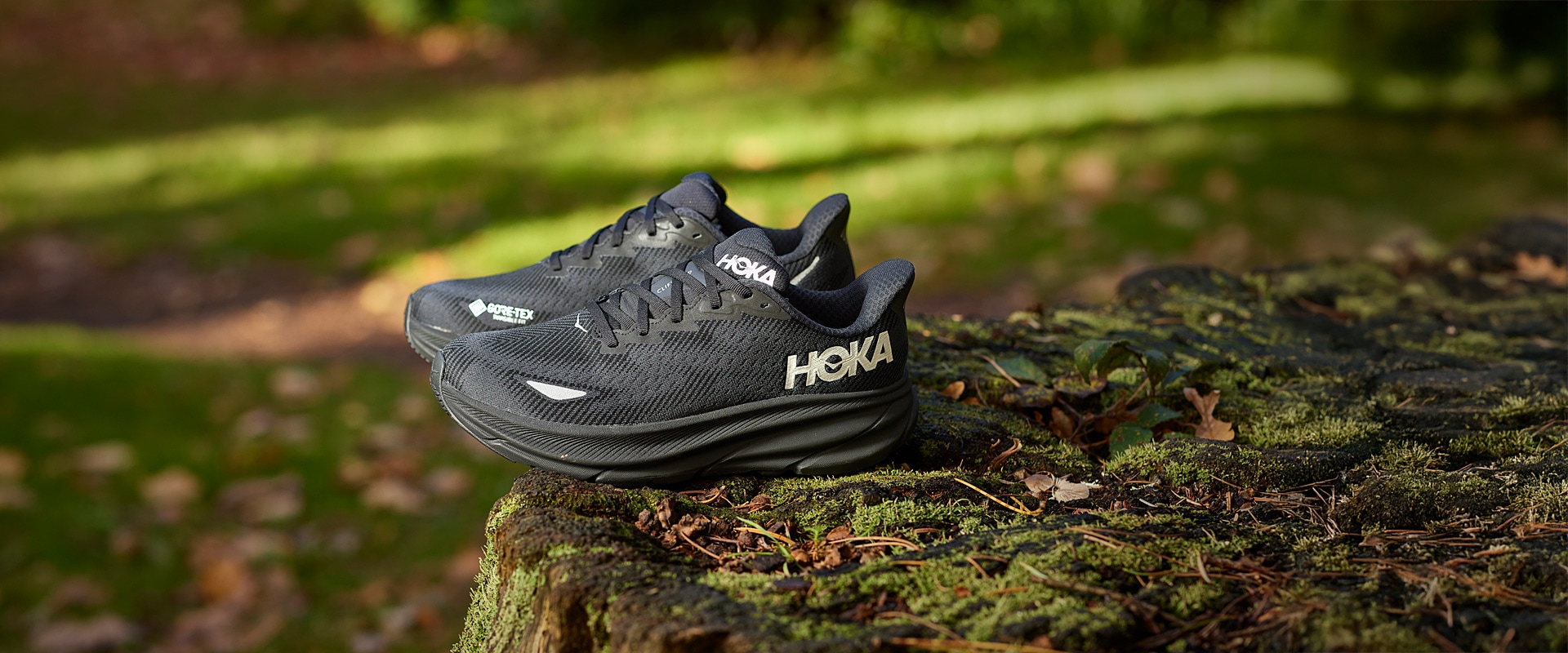 Hoka Womens Clifton Gore-TEX Black/Black Womens Shoes Pro