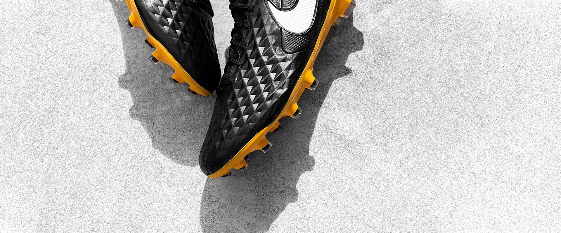 Nike Tiempo Legend VIII Elite Tech Craft FG - Black/White/Pro Gold