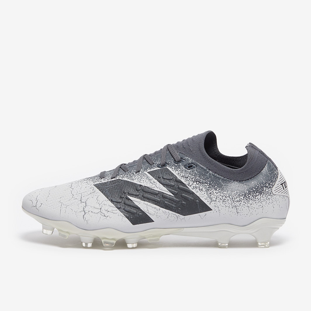 New Balance Tekela V4+ Pro Low-Cut Firm Ground - Graphite