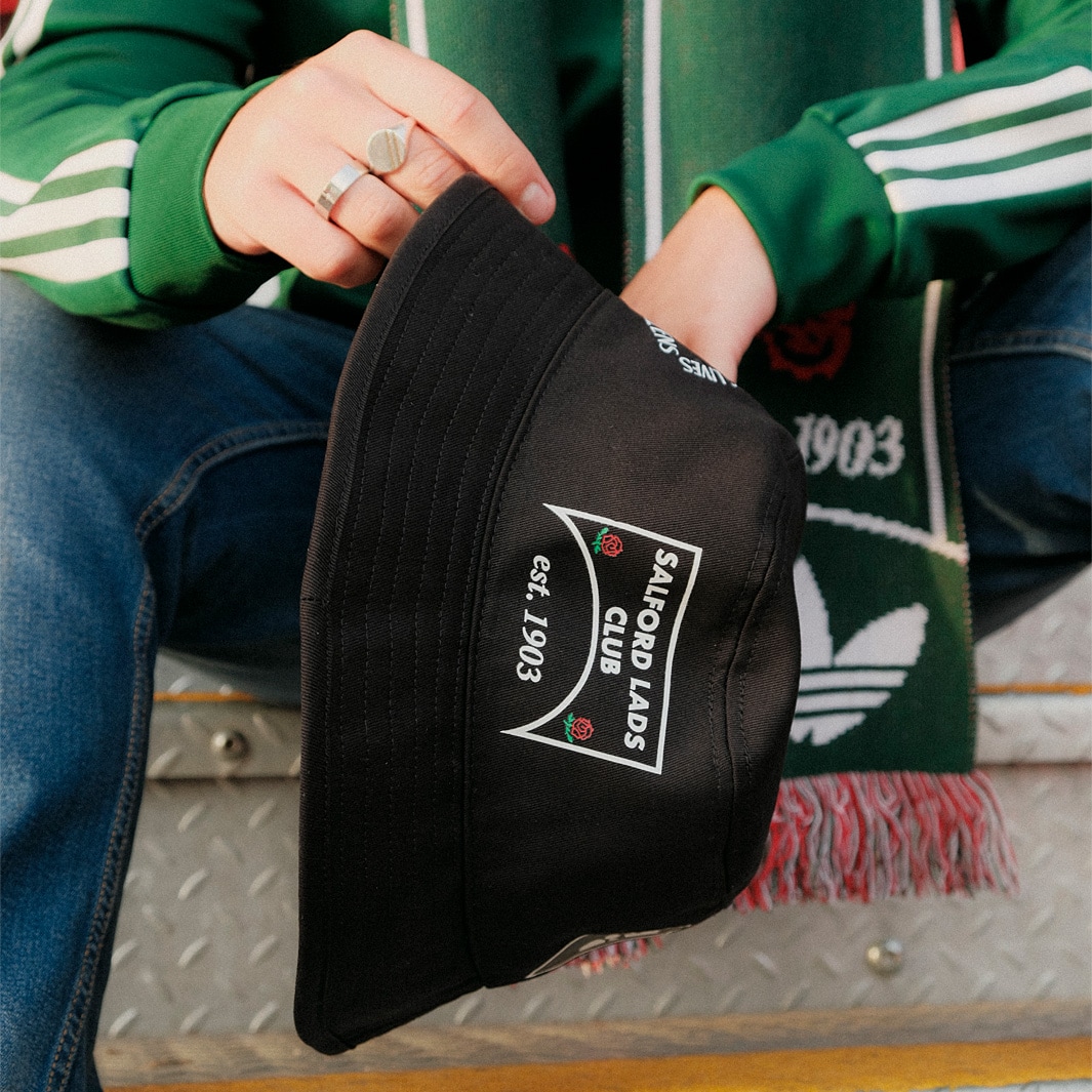 adidas Originals Salford City Track Bucket Hat - Black/White