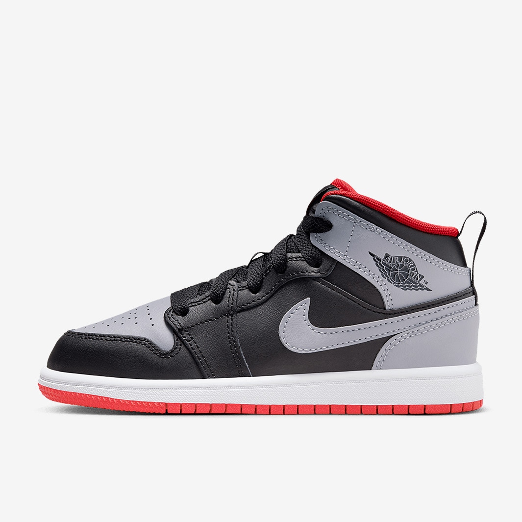 Nike dunks for kids/ adults 2024 cemet gray/ black and red