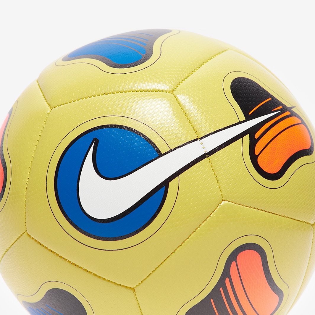 サントス　メイドインBrazil アンブロ　football Futsal サントス メイドインBrazil アンブロ football Futsal - メルカリ