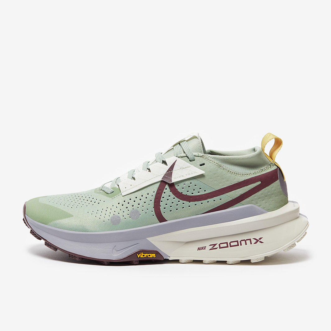 nike zm 750