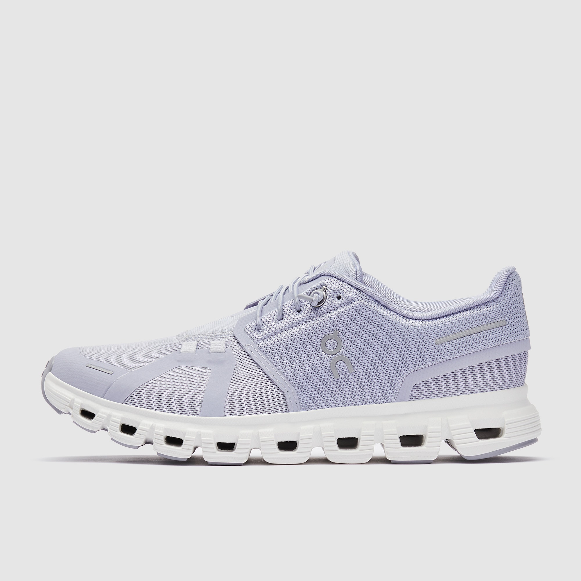On Womens Cloud Nimbus/White Trainers Womens Shoes Pro