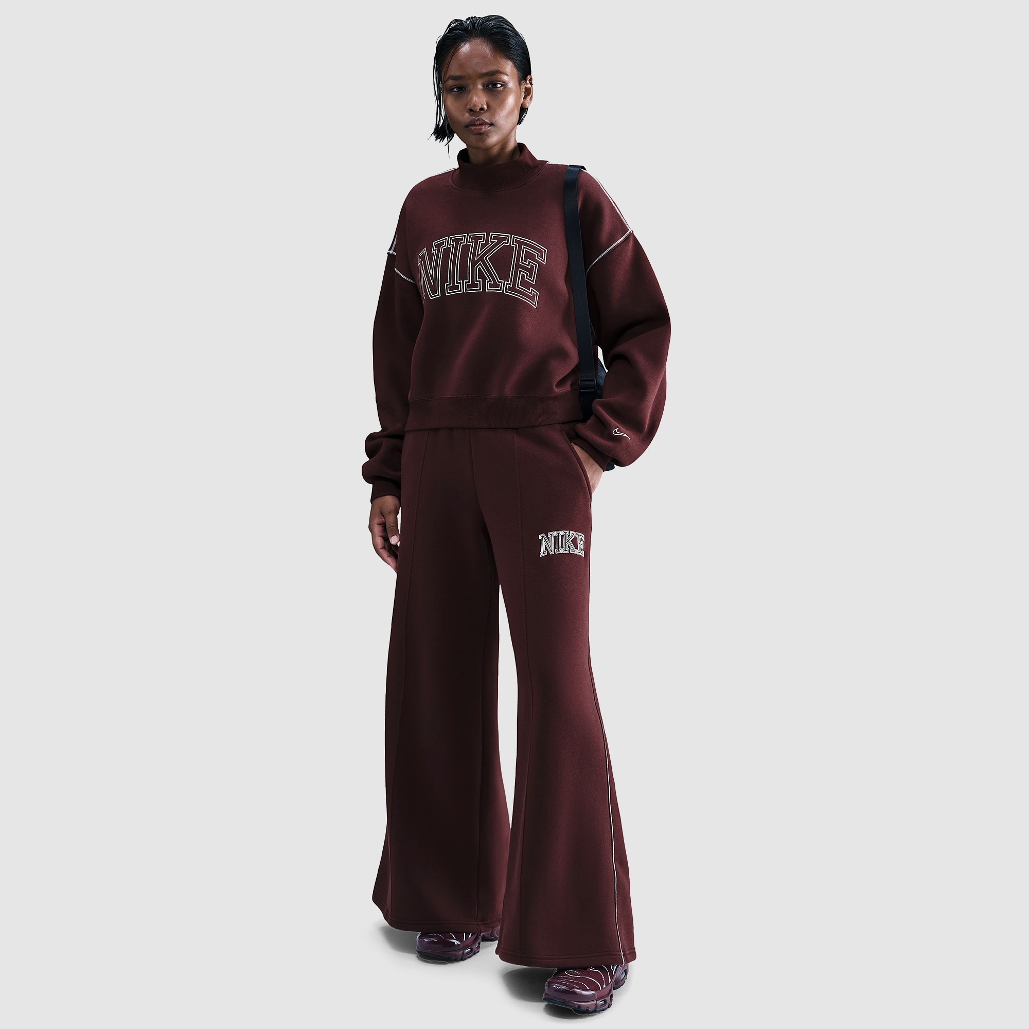 women's nike sweatshirt and sweatpants