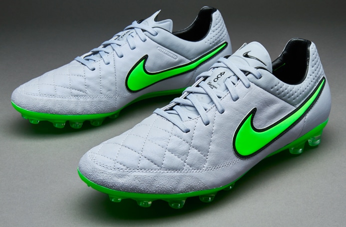 Nike Legend V - Mens Football Boots - Artificial Grass - Strike-Black