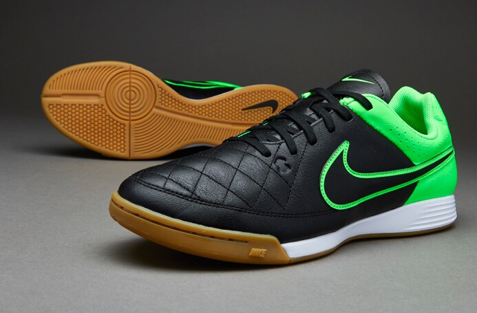 dark concord 12s on feet