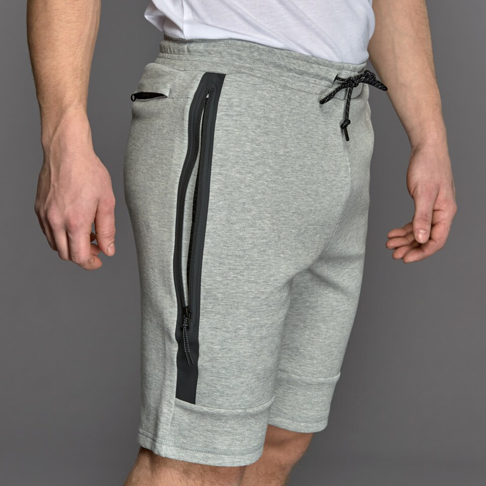 pantalon corto nike tech fleece