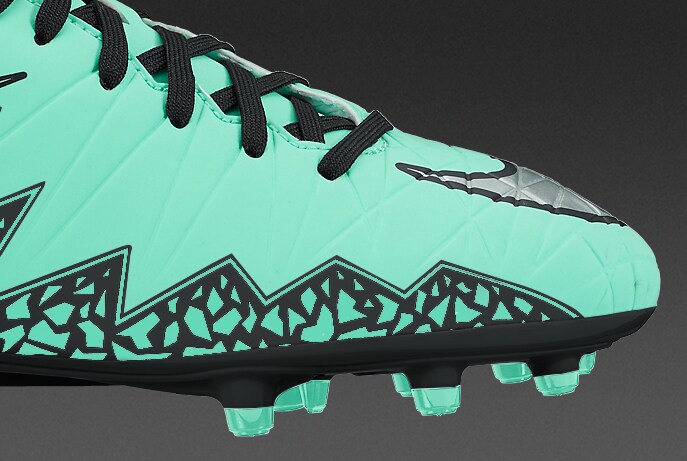 nike indoor soccer shoes canada