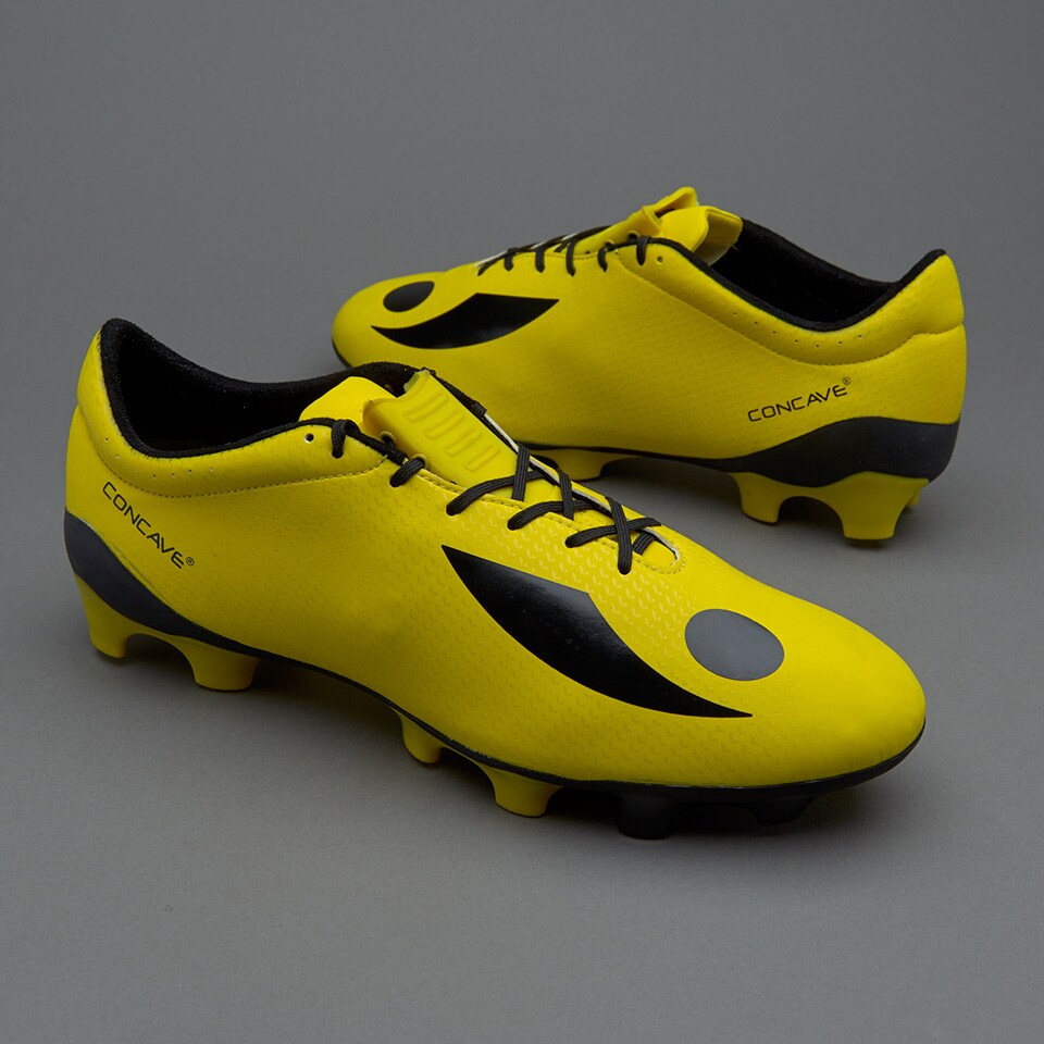 mens black and yellow football cleats