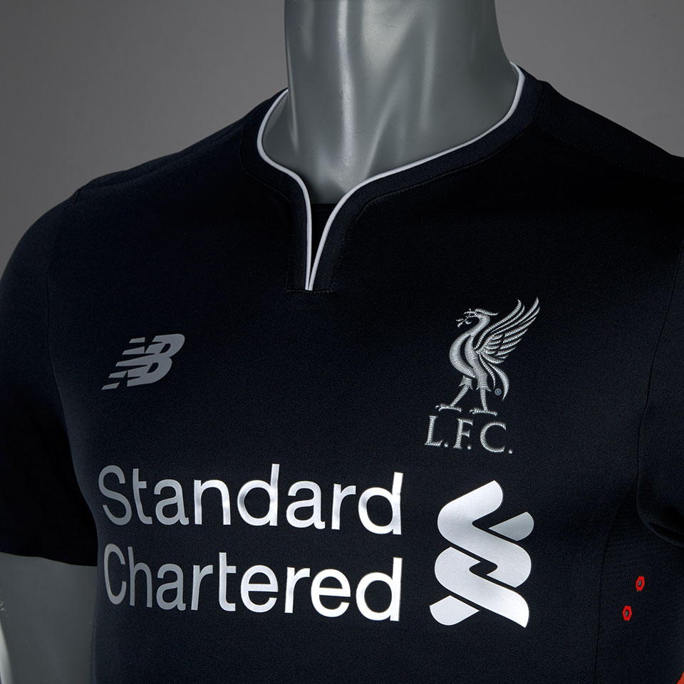 Maillot Liverpool 2017/2018 Extérieur - Blanc - Taille L - Marque NB - Occasion Rare