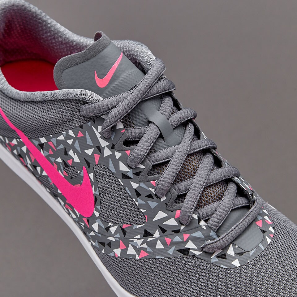 nike studio trainer shoes