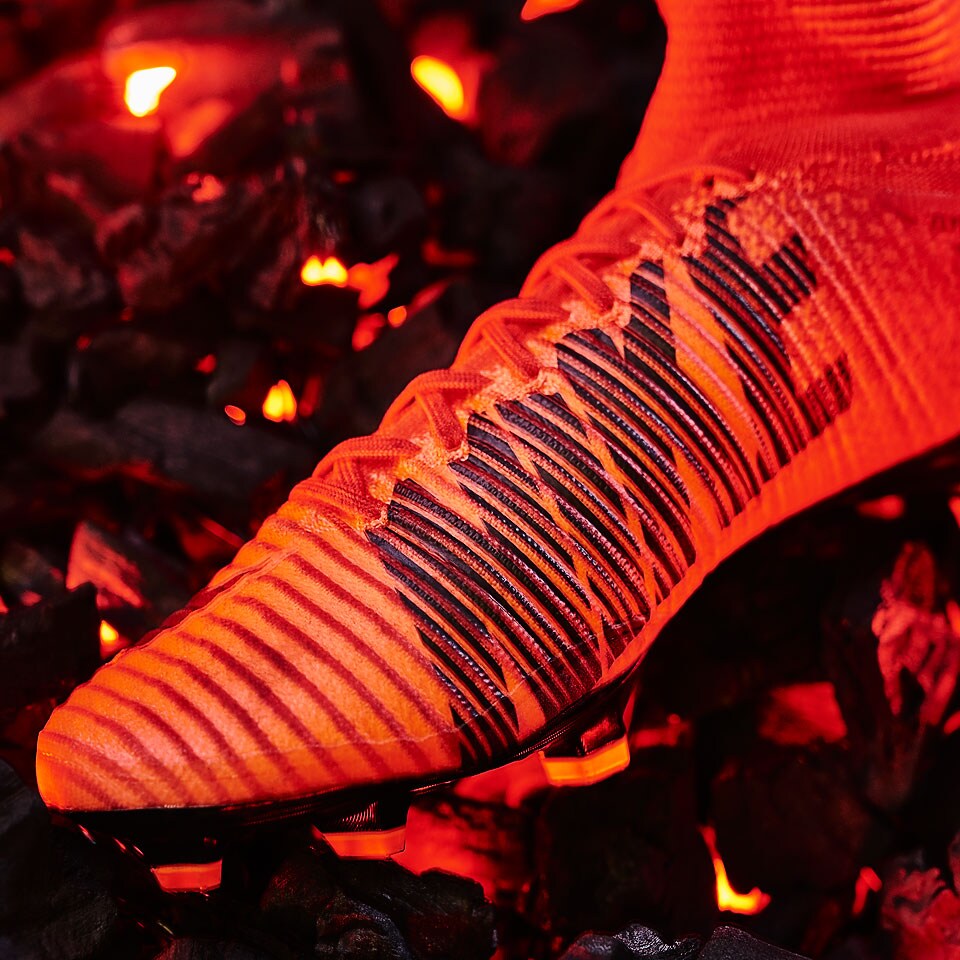 nike mercurial superfly v fire