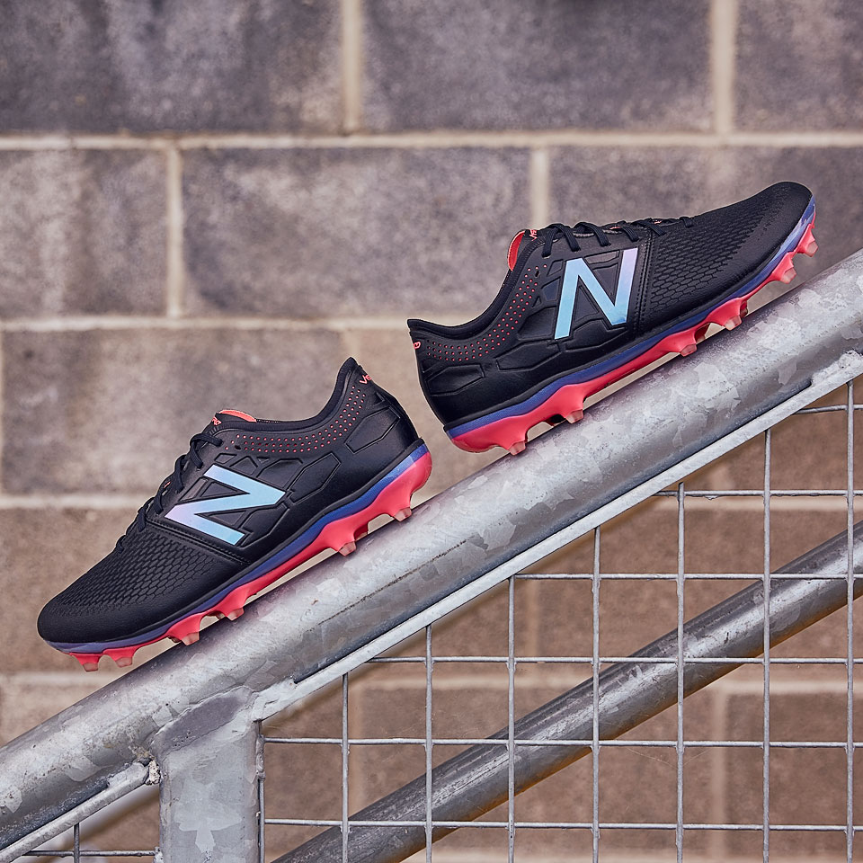ニューバランス VlSARO TF 26.0 ニューバランス VlSARO TF 26.0 中古・古着通販】NEW BALANCE