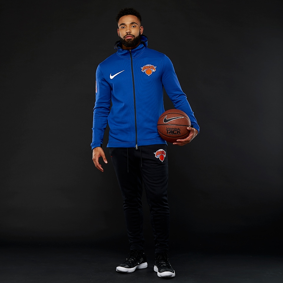 New York Knicks Showtime City Edition Men's Nike Therma Flex NBA Hoodie.  Nike CA
