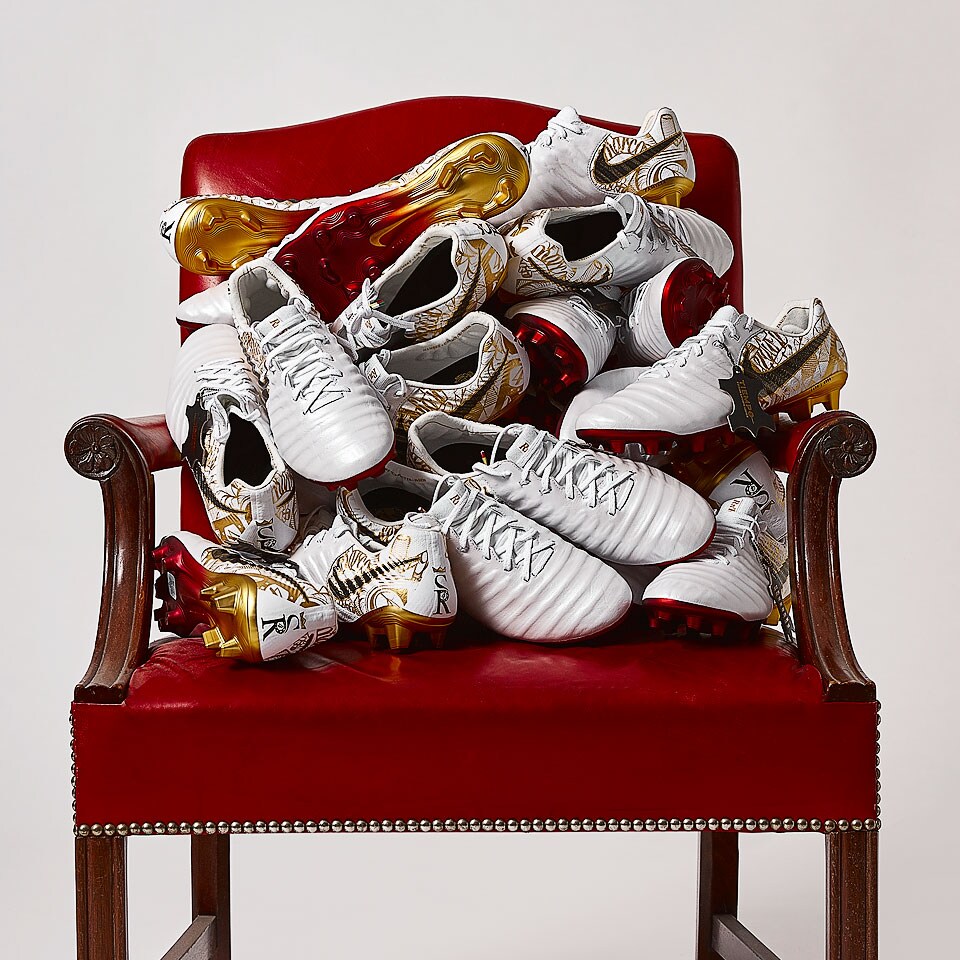 sergio ramos shoes nike