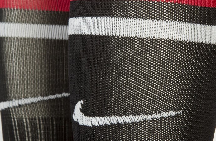 Manchester United 10/11 Nike Home Soccer Socks - Black / Red