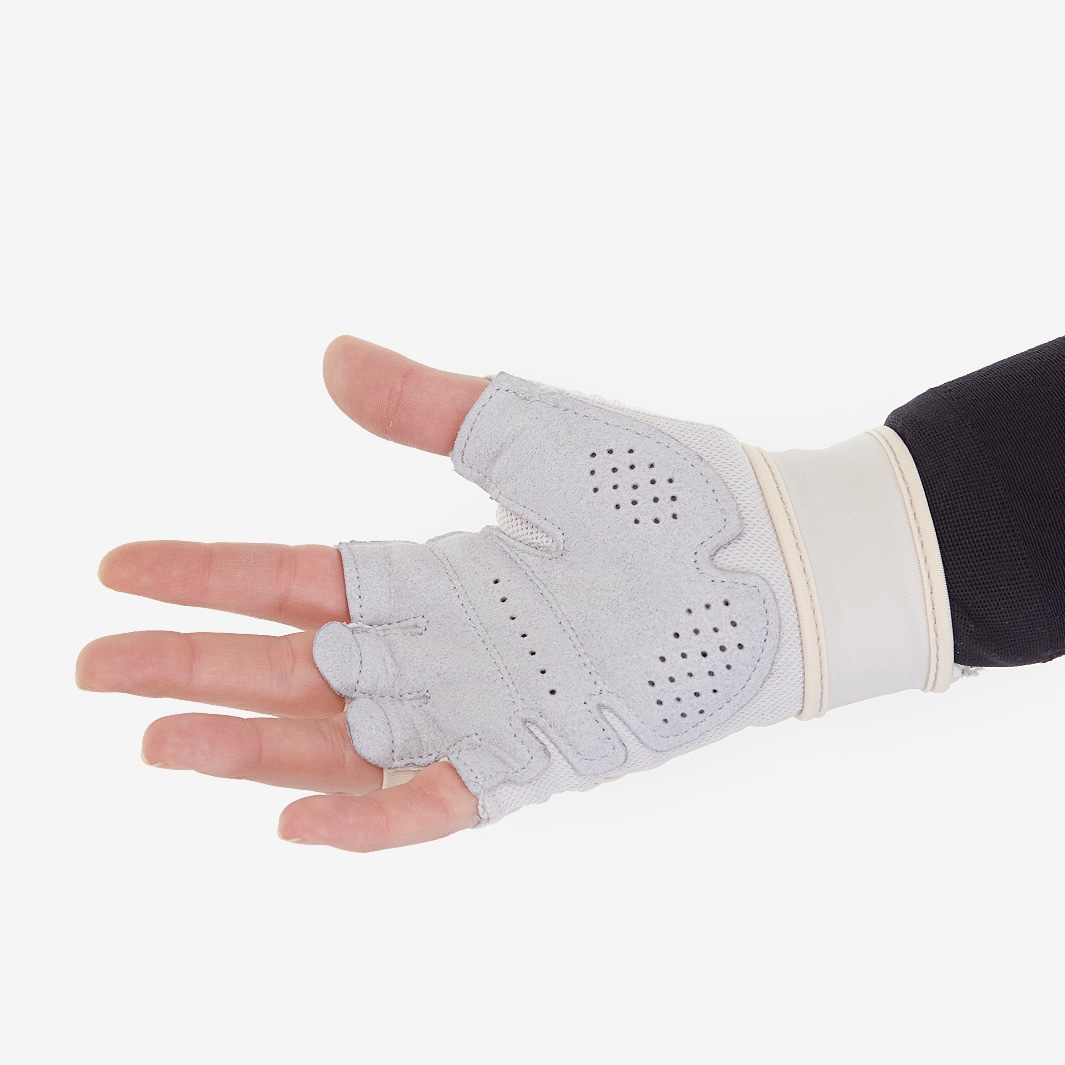 nike women's gym premium fitness gloves