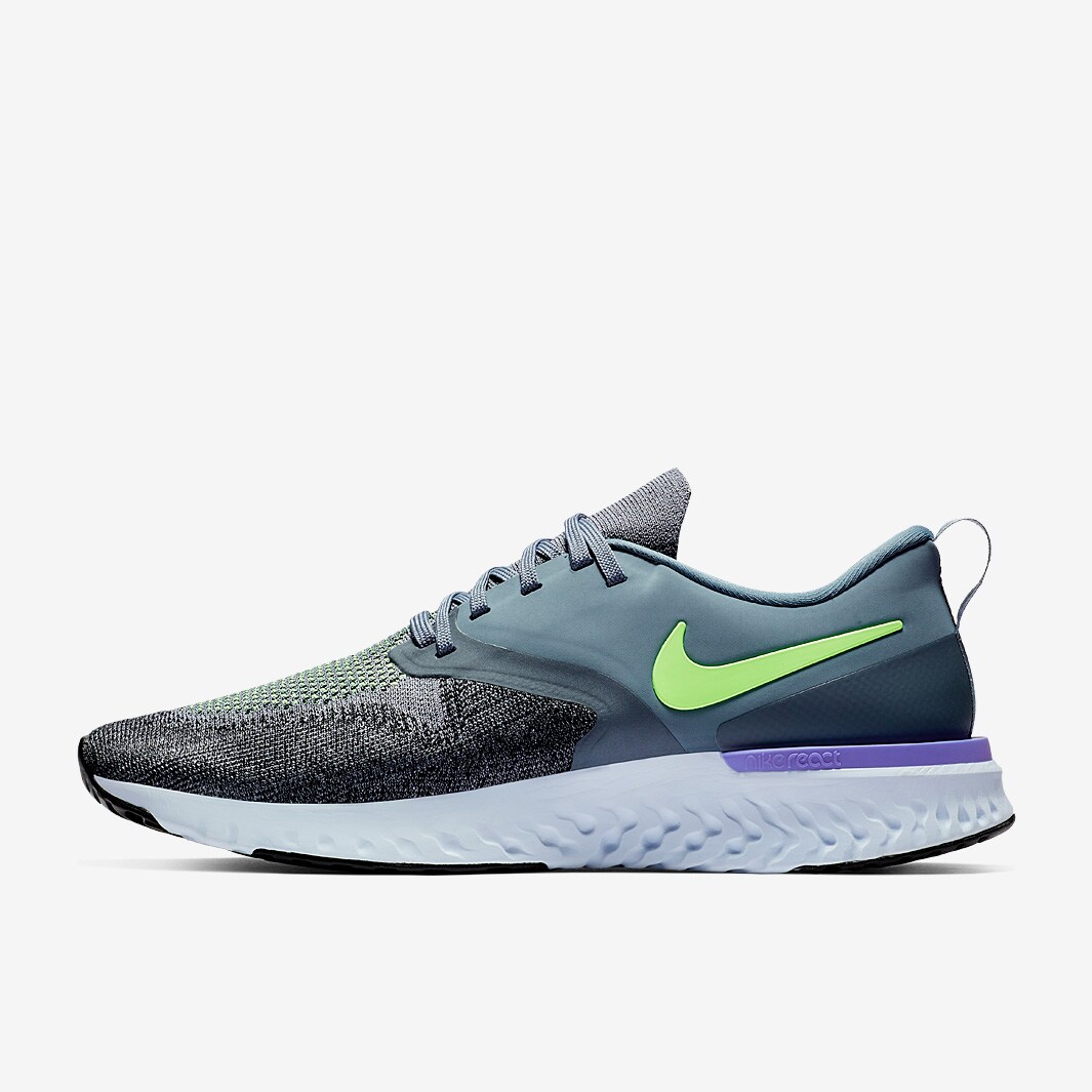 nike odyssey running shoe