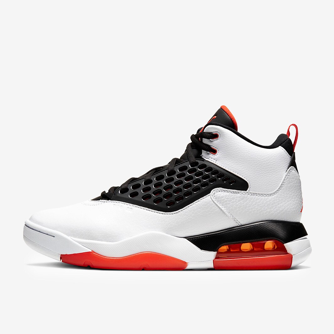 jordan maxin 200 basketball sneaker