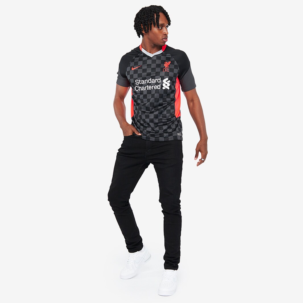 Liverpool FC Retail on X: Our 20/21 @nikefootball LFC Pre Match Top is  🔥😍 Explore the full Training Kit Collection in-store and online at   #LFC #LiverpoolFC  / X