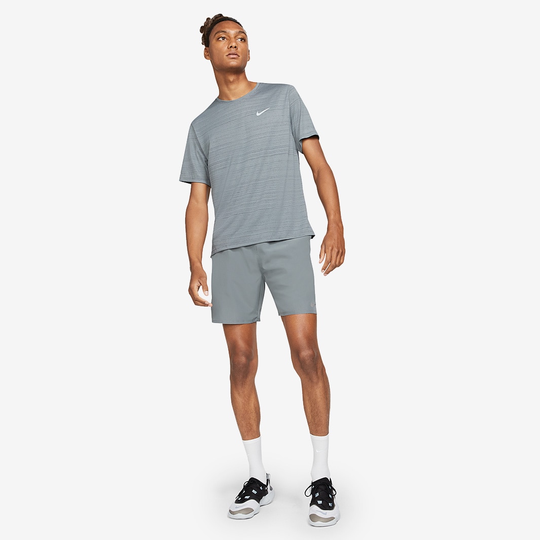 Nike Dri-FIT Run 7inch Short - Smoke Grey/Lt Smoke Grey/Reflective Silv ...