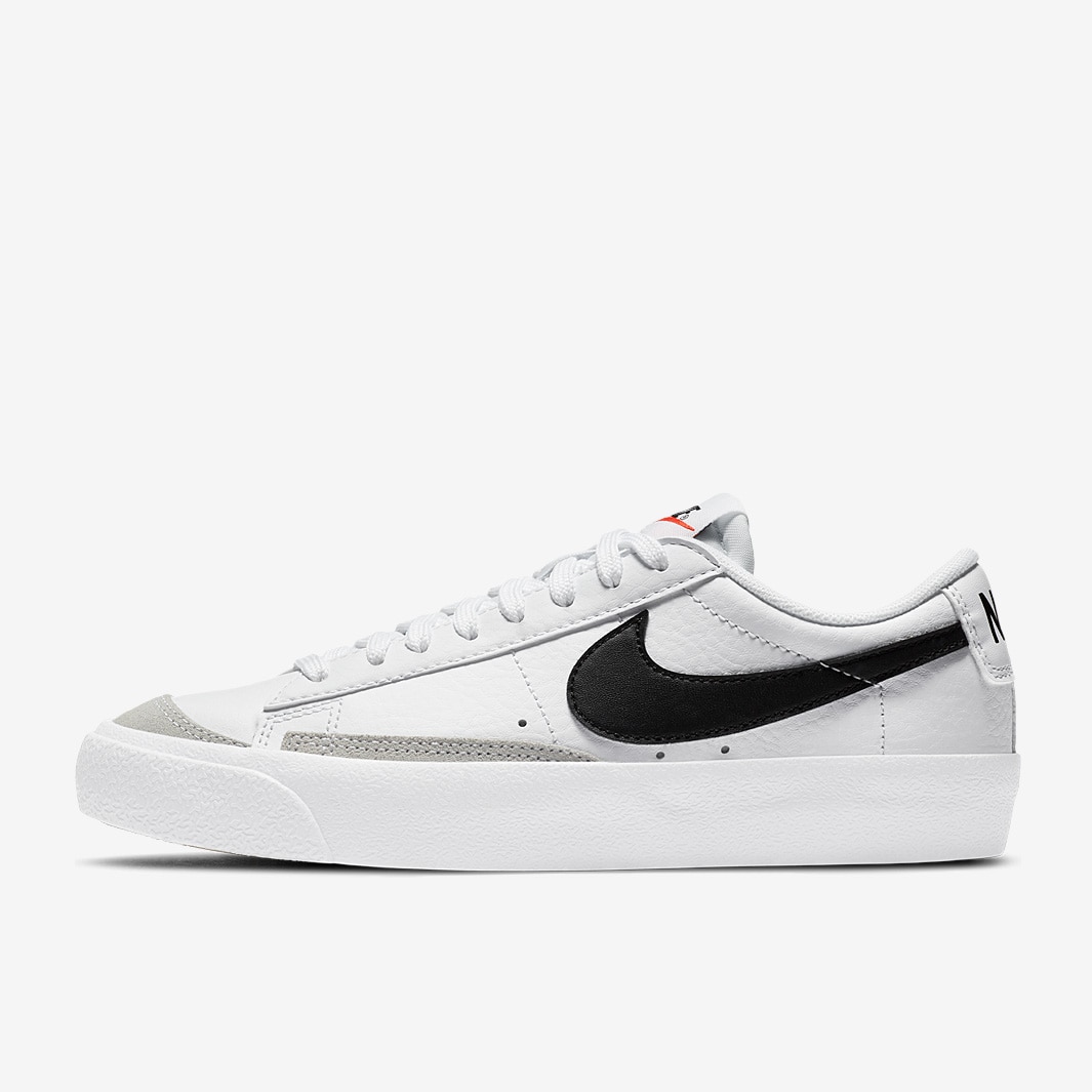 nike blazers low junior