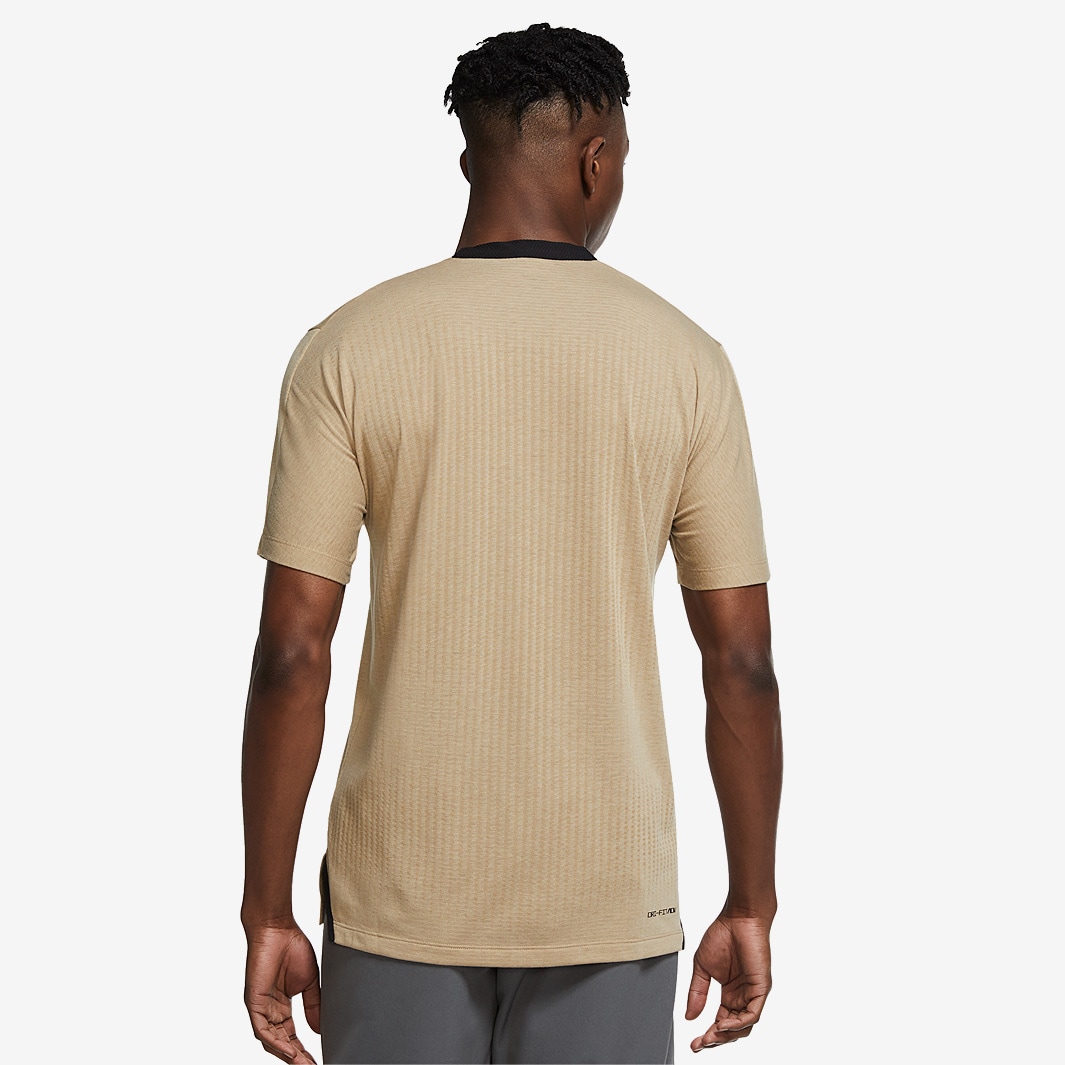 Nike advanced taping t shirt online