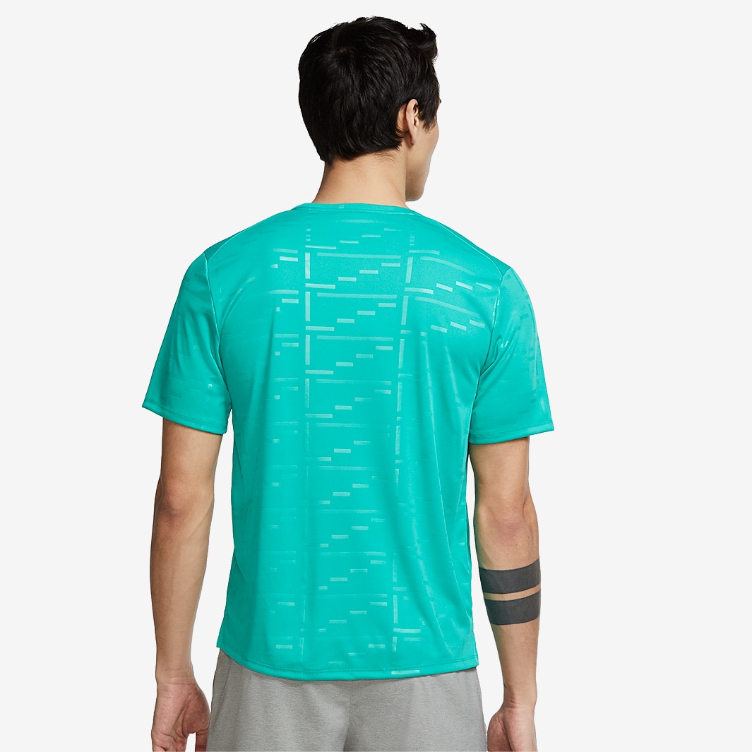 Disciplinario Azul callejón Nike Dri-FIT UV Run Division Miler T-Shirt - Roma Green/Reflective Silv -  Mens Clothing | Pro:Direct Running