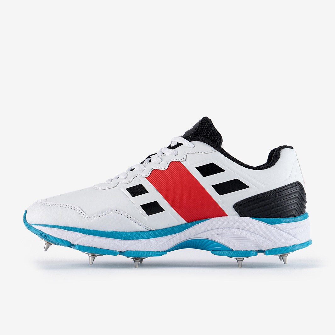 GrayNicolls Velocity 3.5 Spikes Mens Shoes ProDirect Cricket
