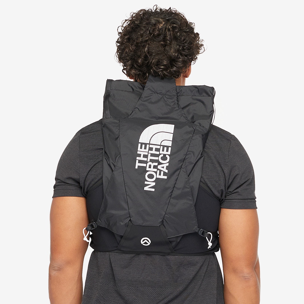 [THE NORTH FACE]★SUMMIT RUN TRAINING PACK 12 Summit Series Run Training Pack 12 | The North Face Canada