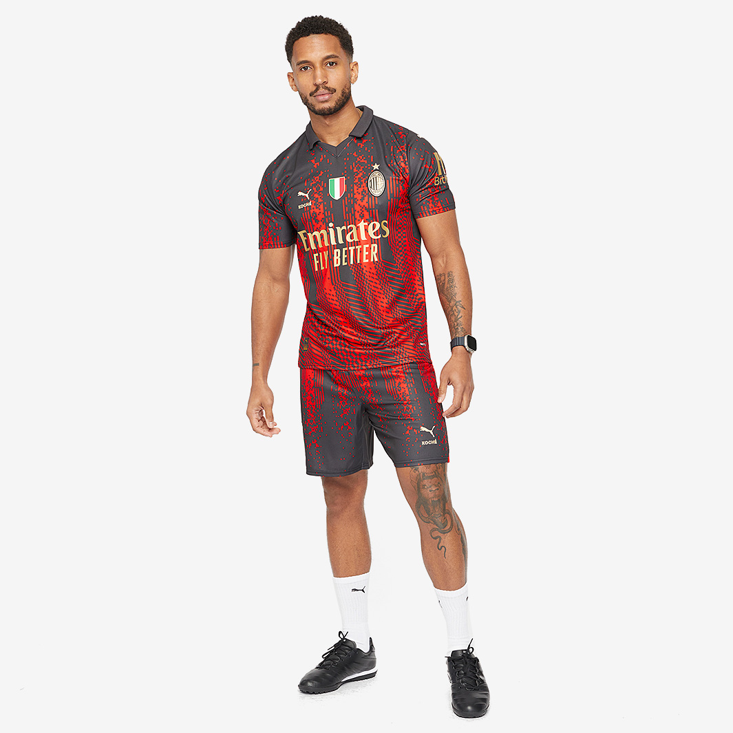 LiveScore on X: AC MILAN X KOCHÉ ⚫️🔴 The Rossoneri have teamed up with  french fashion brand Koché for this years 4th kit 😍   / X