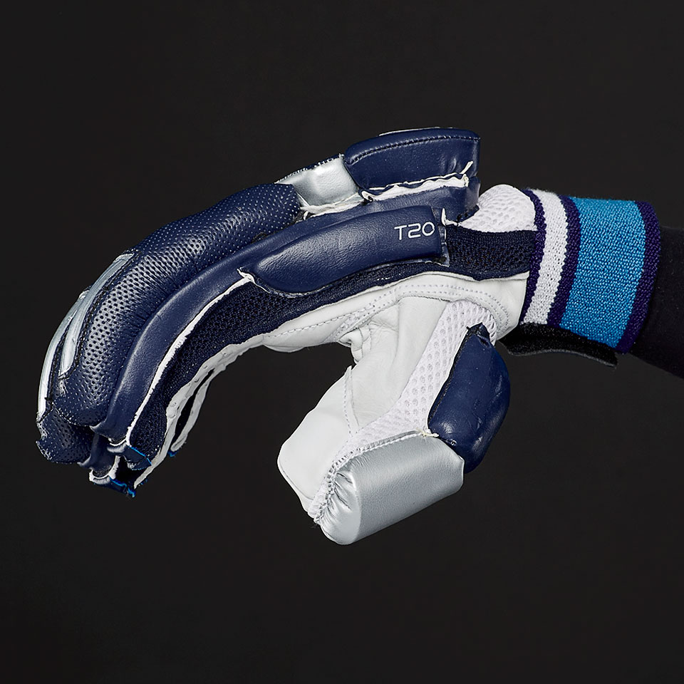 Kookaburra t20 cheap flare batting gloves