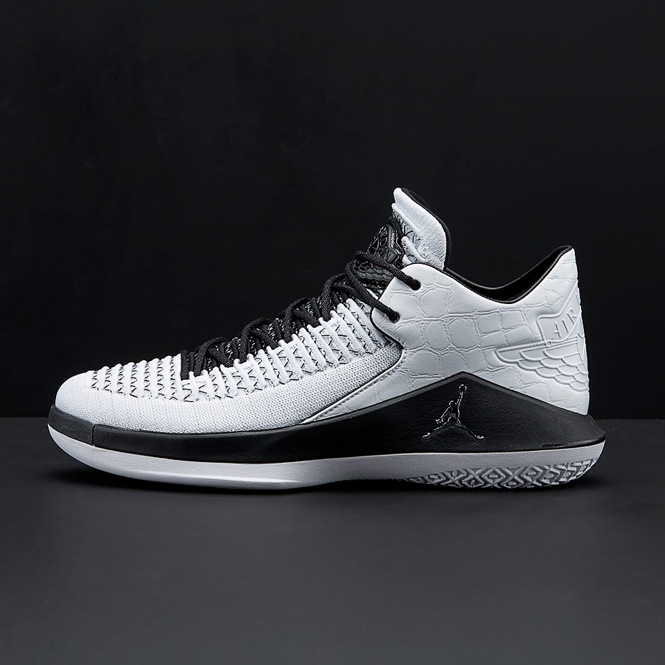 Jordan men's air jordan xxxii best sale basketball shoes