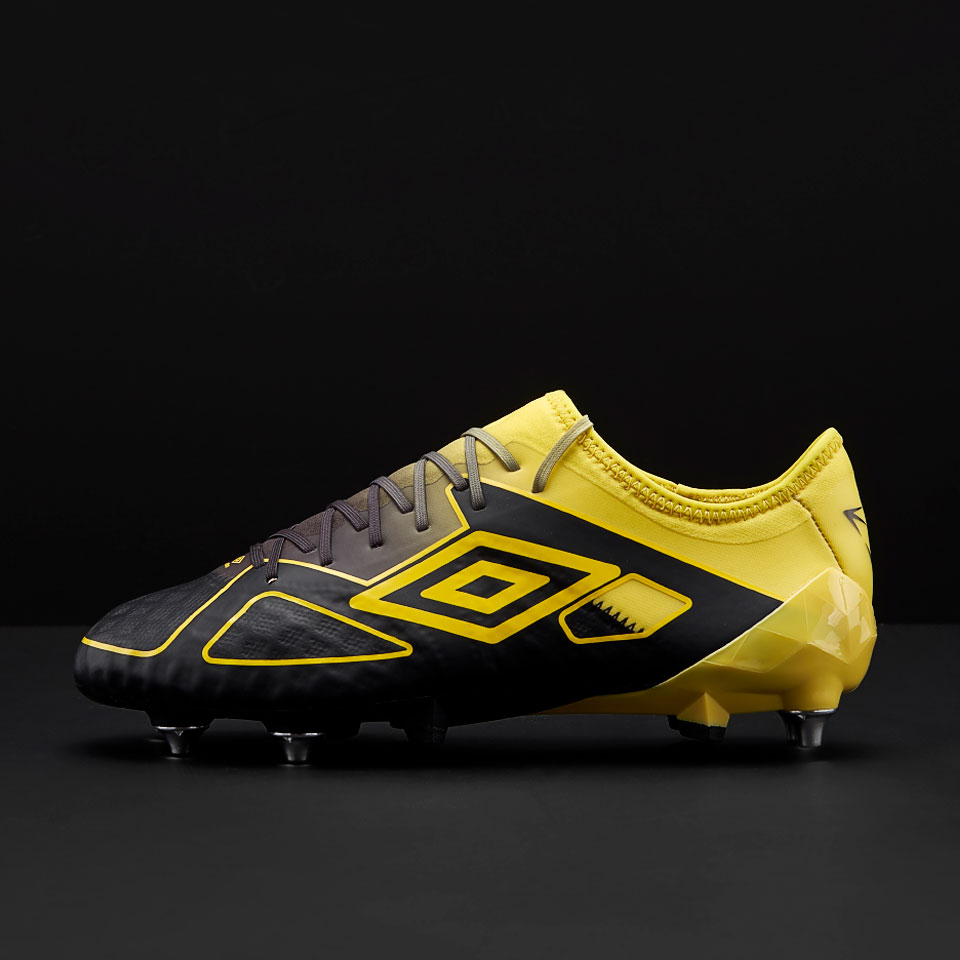 Umbro Velocita III Pro SG Mens Boots Soft Ground Black