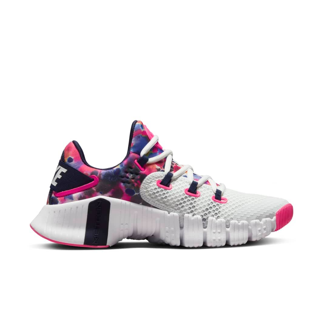 Nike Womens Free Metcon 4 - Summit White/Blackened Blue-Hyper Pink ...