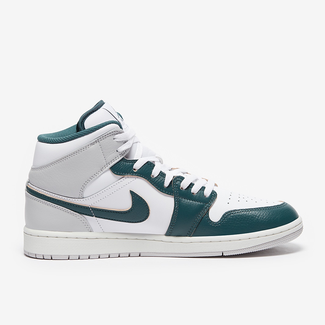 Air Jordan 1 Mid SE - White/Oxidized Green/Sail/Neutral Grey