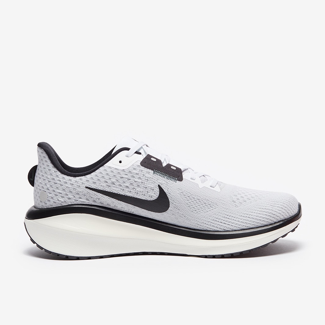 Lunar Cushioning Nike Lunar Mariah Pr Nike Vomero 17 White/Black