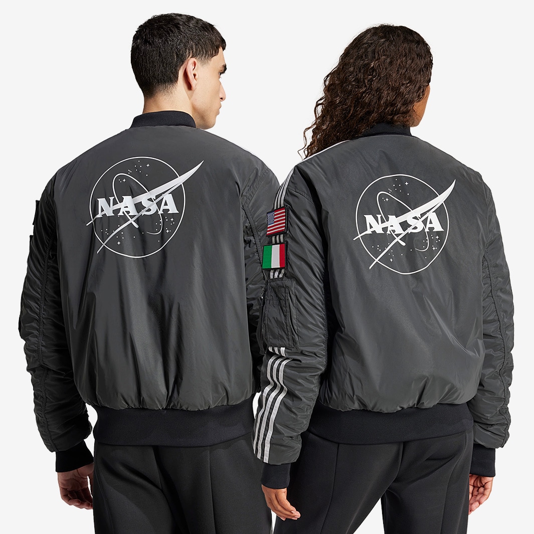 ユヴェントス　NASA コラボジャケット JUVENTUS REVERSIBLE JACKET NASA-INSPIRED